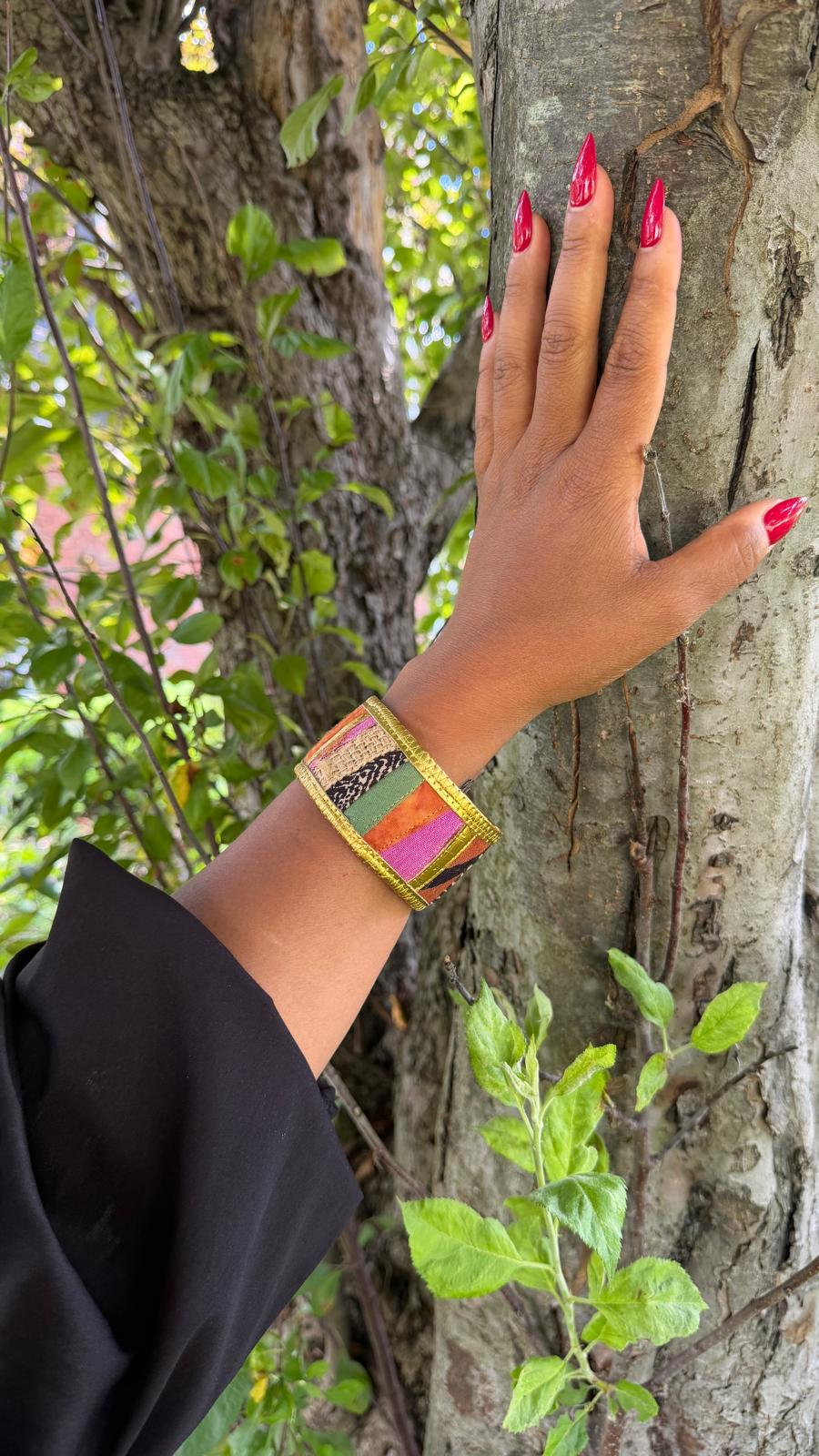 Kia bracelet