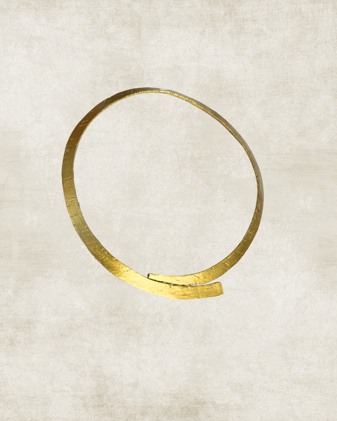 Golden coil necklace