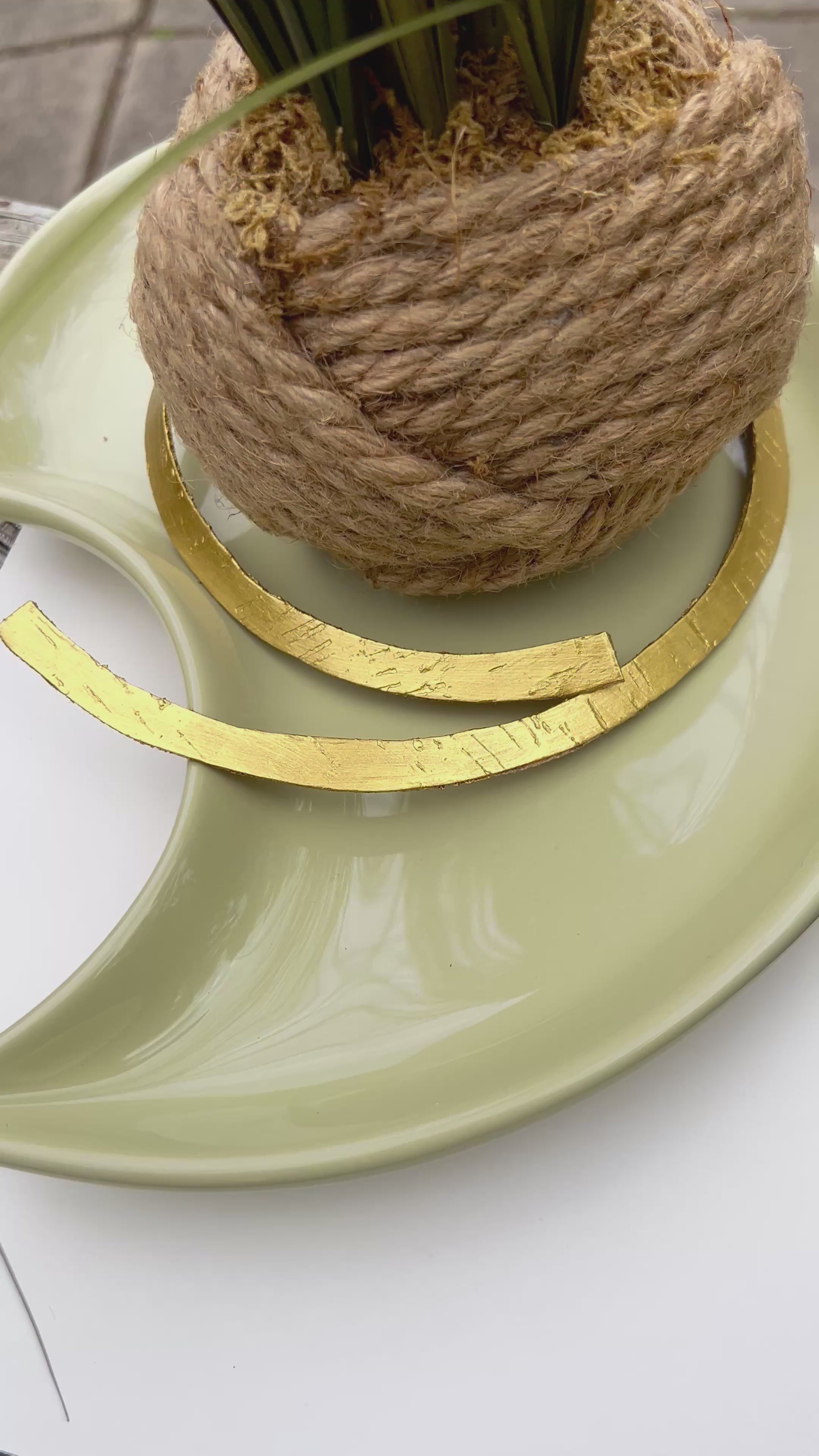 Golden coil necklace