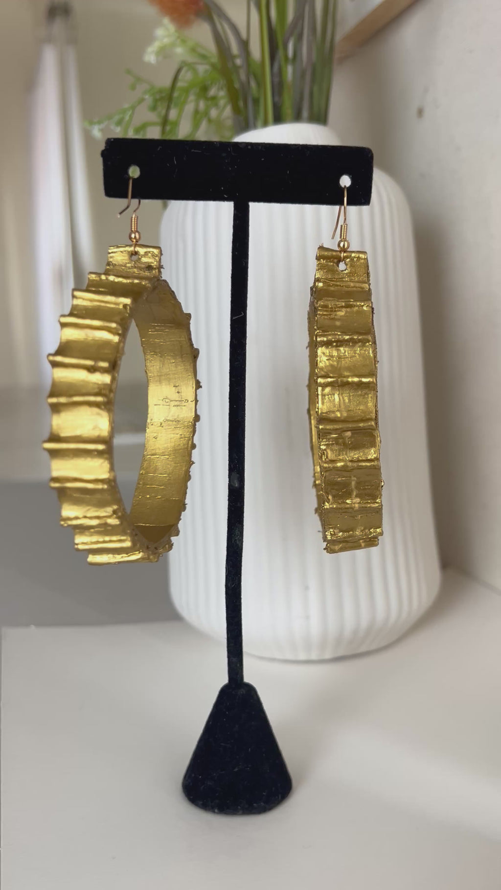 The Artisan hoops
